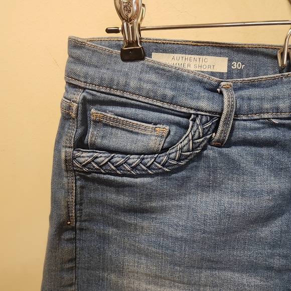 GAP Women's summer denim short washed blue size 10 - Picture 9 of 12